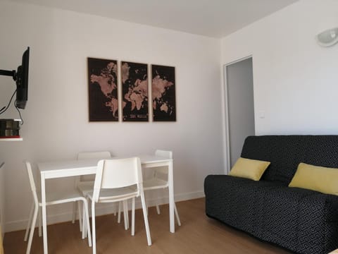 Studio zen avec parking Apartment in Orléans