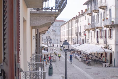 Neighbourhood, City view, Landmark view