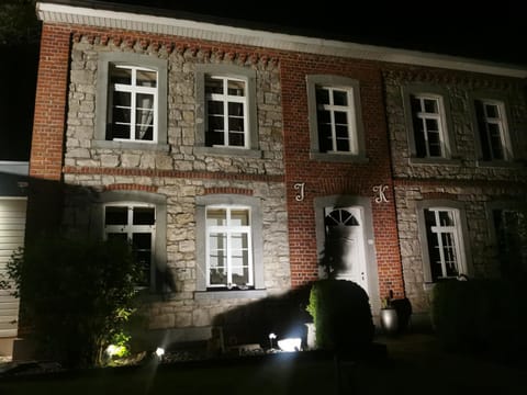 Ferienwohnung in einem alten Bauernhaus Apartment in Aachen