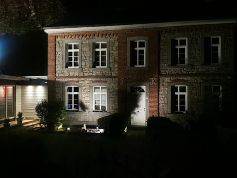 Ferienwohnung in einem alten Bauernhaus Apartment in Aachen