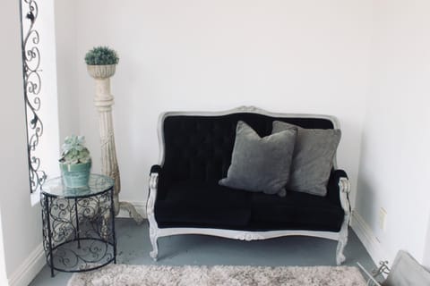 Balcony/Terrace, Decorative detail, Breakfast