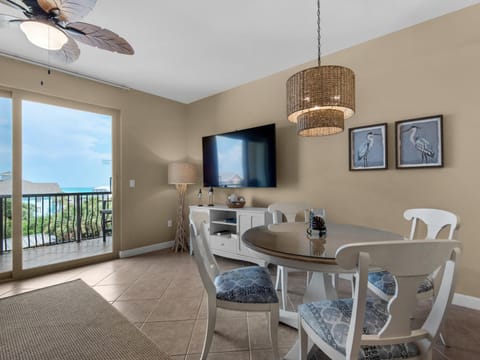 Beach Resort 415 by Newman-Dailey Apartment in Miramar Beach