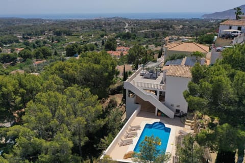 Property building, Day, Natural landscape, Bird's eye view, Pool view, Sea view, Swimming pool