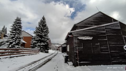 Property building, Winter