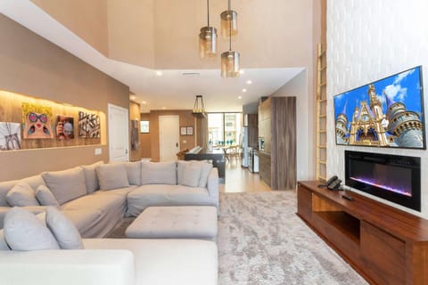 Gorgeous 4Bd Close to Disney @ Magic Village 7581 House in Bay Lake