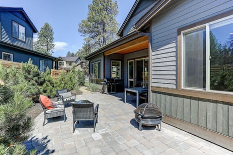 Outback House in Deschutes River Woods