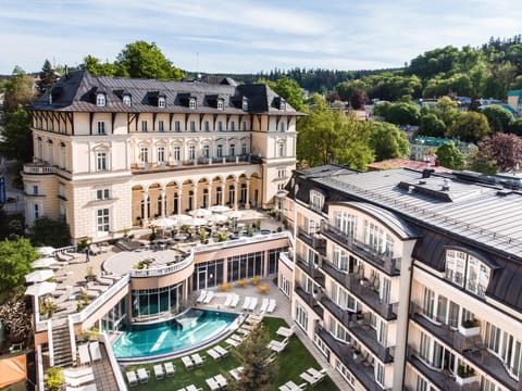 Property building, Day, Natural landscape, Swimming pool
