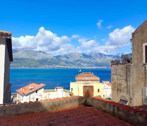 Nearby landmark, Day, Natural landscape, Mountain view, Sea view