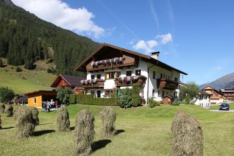Haus Bergfreund Apartment in Trentino-South Tyrol