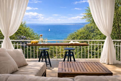 Summer, Balcony/Terrace, Seating area, Beach, Garden view, Sea view, Entertainment