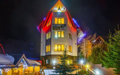 Property building, Night
