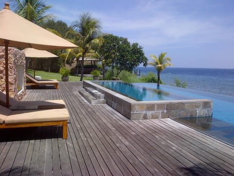 Pool view, Sea view, Swimming pool