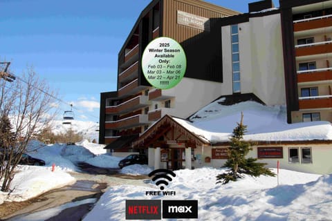 Property building, Winter, Street view