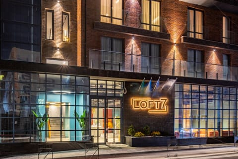 Property building, Facade/entrance, Property logo or sign