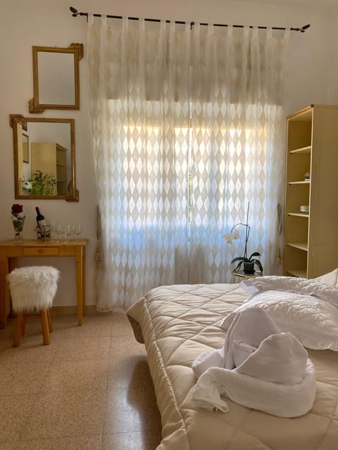 Casa Vacanza Lilia vicino la Stazione e Caserma Bed and Breakfast in Foligno