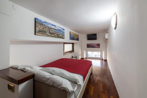 Riviera House Apartment Sea View group and family By HouseinNaples Apartment in Naples