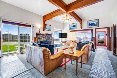 Sea Gate House in Westport