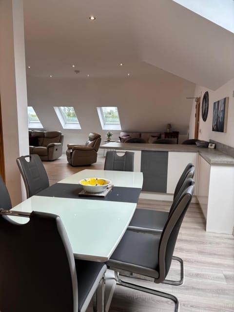 Lough Key Luxury Riverfront Apartment Apartment in County Sligo