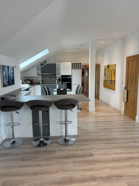 Lough Key Luxury Riverfront Apartment Apartment in County Sligo