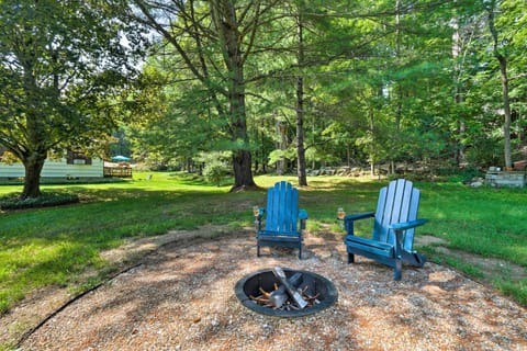 Nostalgic Vermont Escape in Manchester Center House in Manchester Center