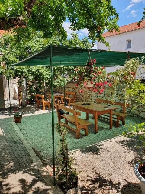 Apartmani Španja Apartment in Šibenik-Knin County, Croatia