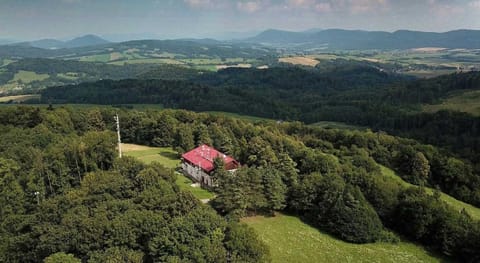 Off site, Location