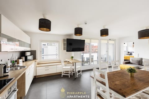 TV and multimedia, Kitchen or kitchenette, Living room, Seating area, Dining area, minibar, pet friendly, stove