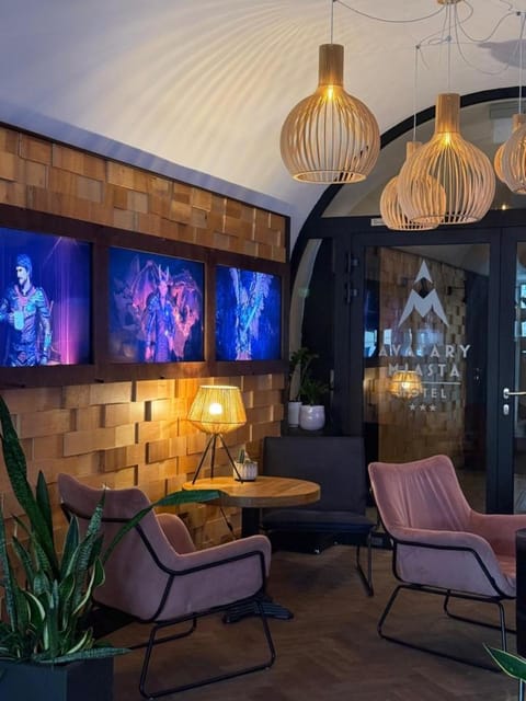Property building, Lobby or reception, Seating area