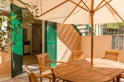 Patio, Balcony/Terrace