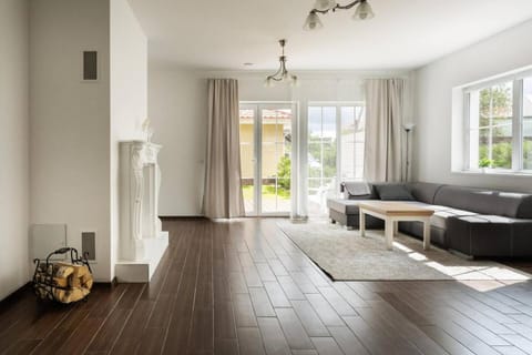 2 House Between two lakes House in Vilnius