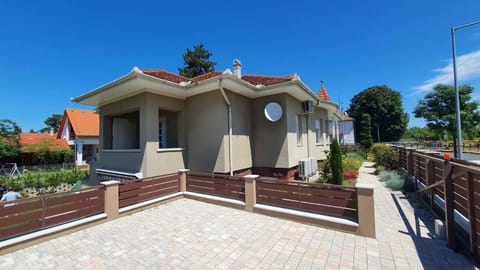 Property building, Summer
