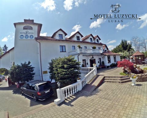 Facade/entrance, Property logo or sign