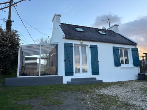 Maisonnette à 100 m de la plage House in Plouguerneau
