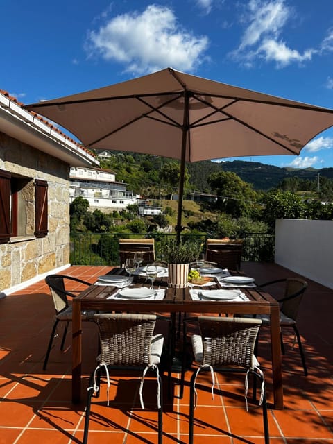 Property building, Patio, Natural landscape, View (from property/room), Balcony/Terrace, Dining area, Mountain view