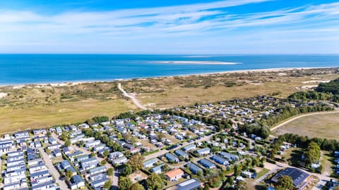 Welcome in - Beachhouse Renesse 2645 aan de duinen - Camping Julianahoeve House in Renesse