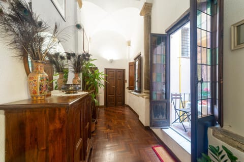 Balcony/Terrace, wardrobe