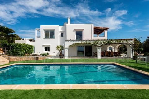 Property building, Swimming pool, Swimming pool