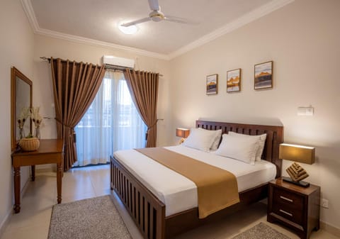 Bed, Bedroom, air conditioner