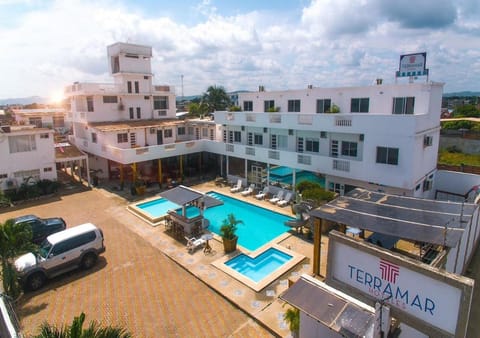 Property building, Pool view, Swimming pool, Parking