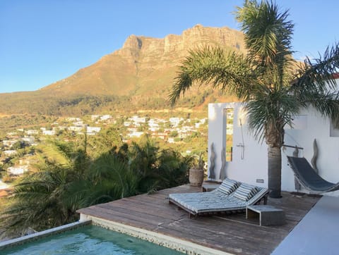 Balcony/Terrace, Mountain view, Swimming pool, sunbed, sunbed