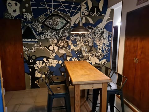 Kitchen or kitchenette, Seating area, Dining area