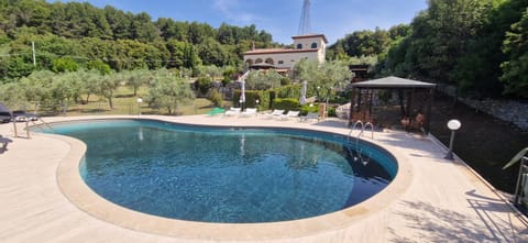 Property building, Garden view, Pool view, Swimming pool, Swimming pool