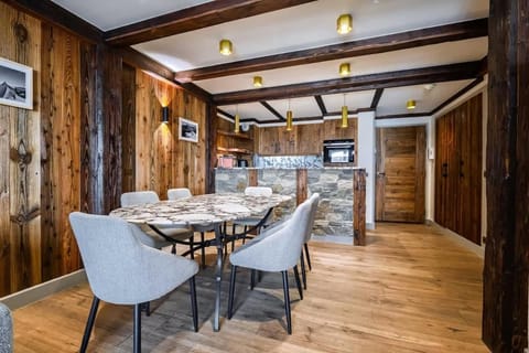 Luxury suite 70m2 balcon courchevel1850 parking Apartment in Saint-Bon-Tarentaise