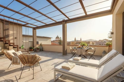 Patio, Day, View (from property/room), Balcony/Terrace, Seating area, Dining area