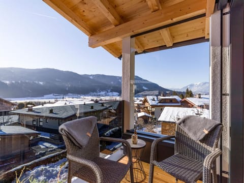 Neighbourhood, Winter, Balcony/Terrace, Mountain view