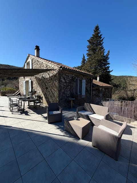 Gîte du Vallier House in Grospierres