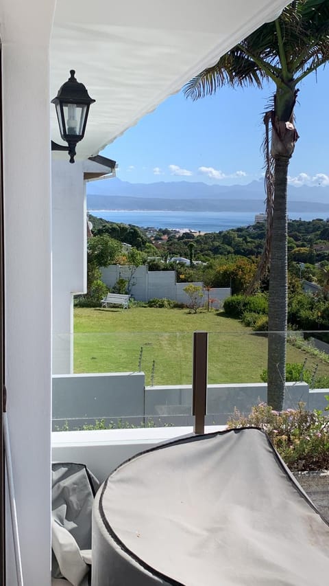 Property building, Patio, Balcony/Terrace, Sea view