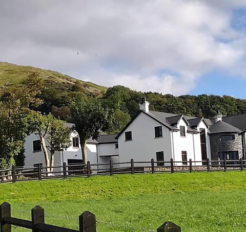 Ballymakeever Appartment - Private Hot Tub Apartment in Northern Ireland