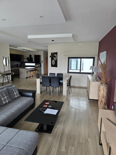 Trilogy Penthouse, Holiday Home, Gozo Apartment in Malta