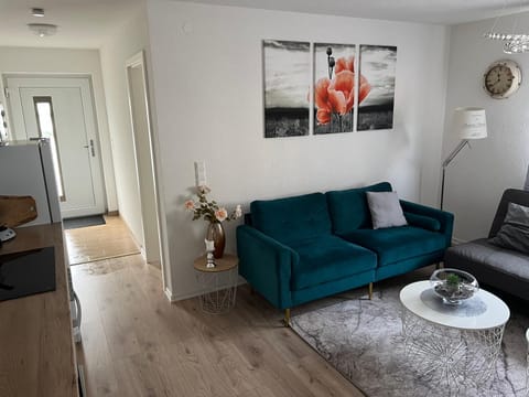 Exklusive moderne 2 Zi. Wohnung in ruhiger Lage Apartment in Baden-Baden